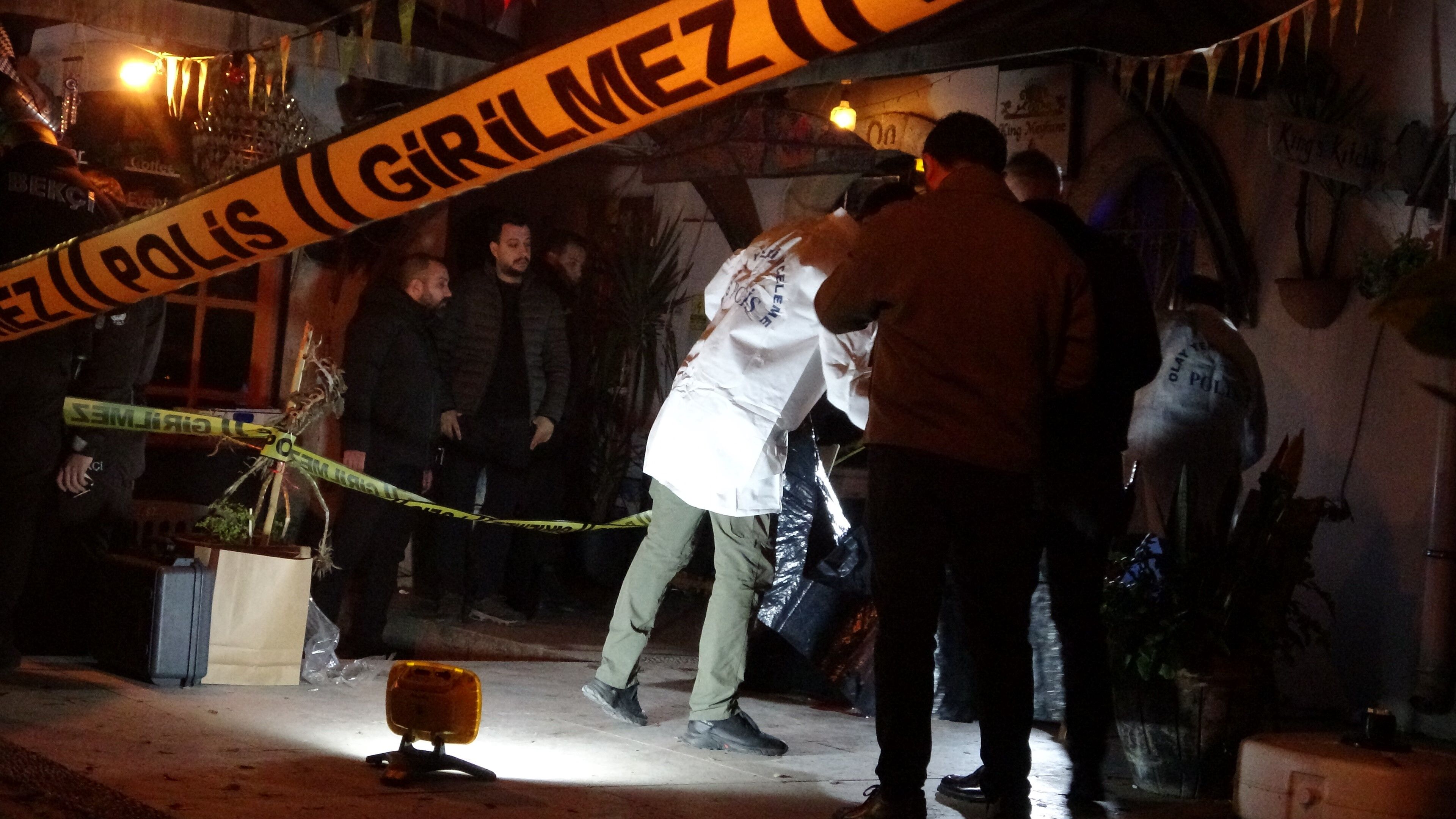 35 Metreden Beton Zemine Dustu 21 Yasindaki Genc Hayatini Kaybetti (4)