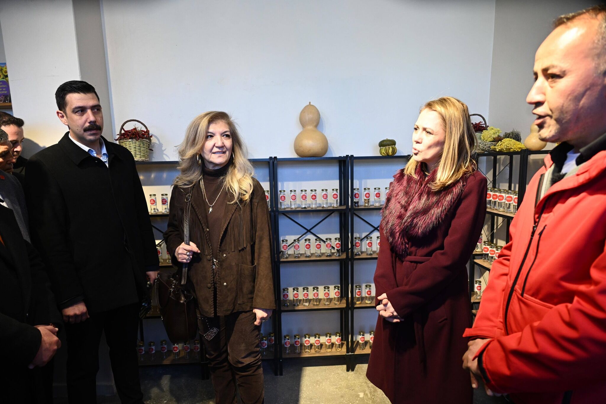 643887040 1327858539151519 4195679689775439404 N