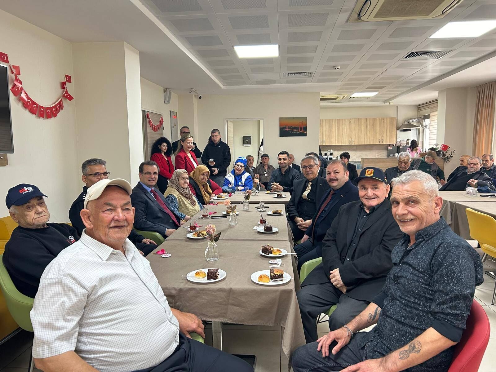 656426405 10164328722209306 2624548290625438186 N