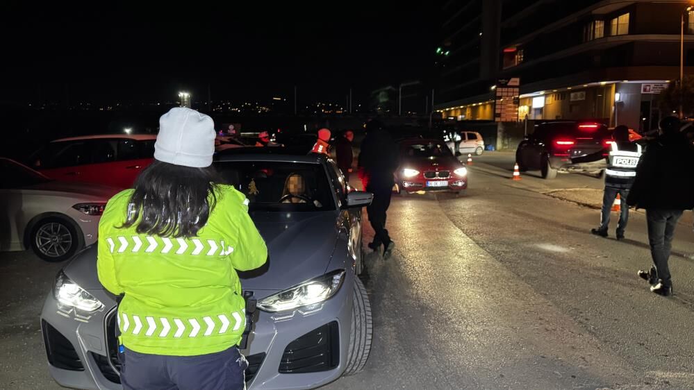 Abarti Egzoz Yuksek Ses Trafik Kaosu O Bolgede Polis Operasyonu Sonrasi Sessizlik Hakim (5)