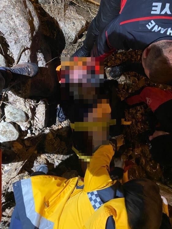 Ailesi Endiseliydi Kotu Haber Geldi Kayip Yasli Adam Cay Kenarinda Olu Bulundu (1)-1