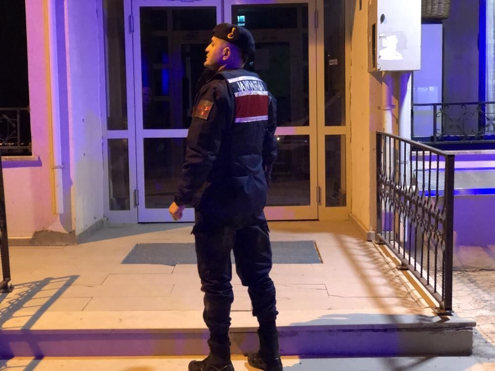 Ailesi Haber Alamadi Balkon Acilinca Aci Gercek Ortaya Cikti (1)