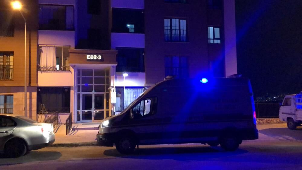 Ailesi Haber Alamadi Balkon Acilinca Aci Gercek Ortaya Cikti (3)