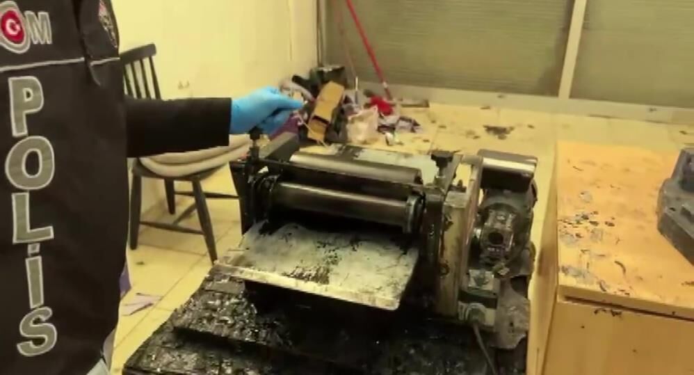 App Plaka Cetesine Darbe Merdiven Alti Atolyeler Desifre Edildi (5)