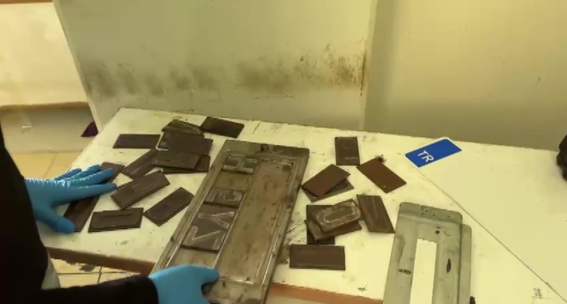 App Plaka Cetesine Darbe Merdiven Alti Atolyeler Desifre Edildi (6)