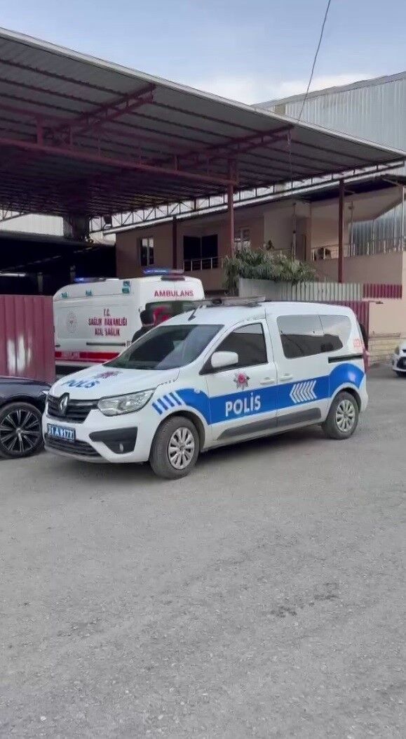 Atolyede Feci Kaza Hava Bastigi Lastik Patladi Firlayan Jant Canini Aldi (4)