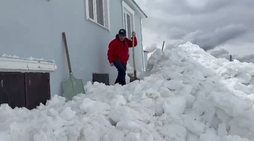 Ayilarin Akilalmaz Yontemi Demir Kapi Kar Etmedi Ikinci Kattan Girdiler (2)