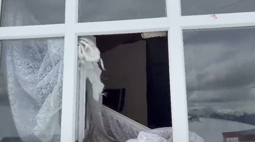 Ayilarin Akilalmaz Yontemi Demir Kapi Kar Etmedi Ikinci Kattan Girdiler (7)