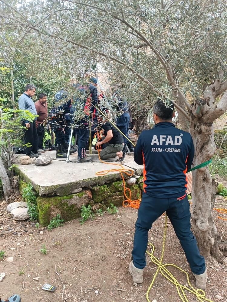 Bahcedeki Su Kuyusu Kabusa Dondu 94 Yasindaki Adam Kuyuya Dustu (3)