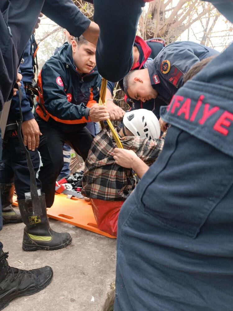 Bahcedeki Su Kuyusu Kabusa Dondu 94 Yasindaki Adam Kuyuya Dustu (4)