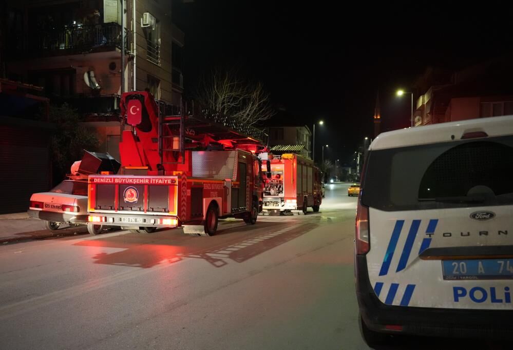 Balkondaki Kombi Mahalleyi Ayaga Kaldirdi (1)-1