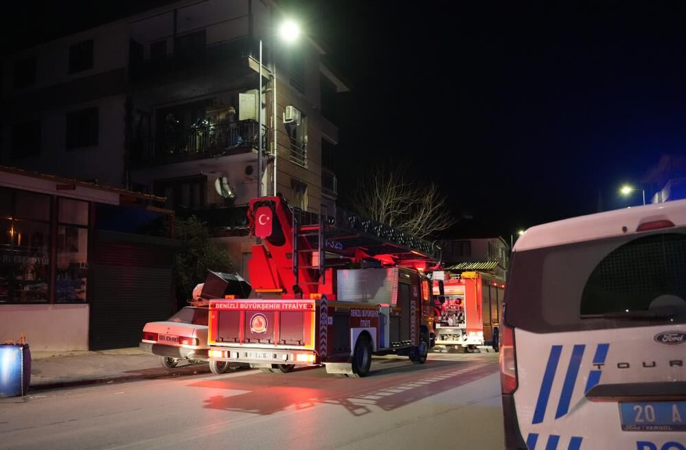 Balkondaki Kombi Mahalleyi Ayaga Kaldirdi (4)