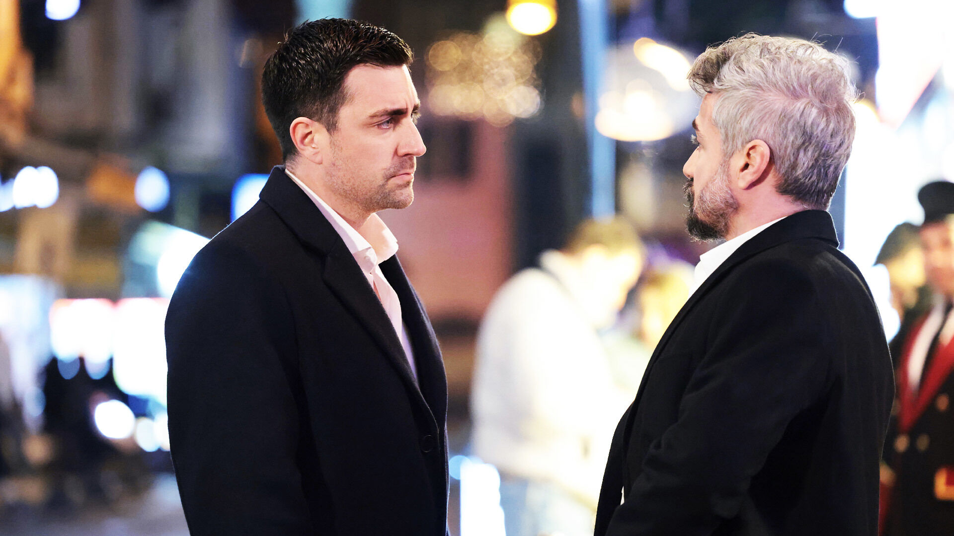 Çirkin Dizisi İlk Bölümde Neler Oldu (1)