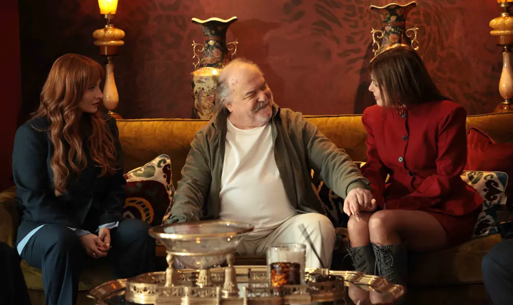 Çirkin Dizisi Oyuncuları