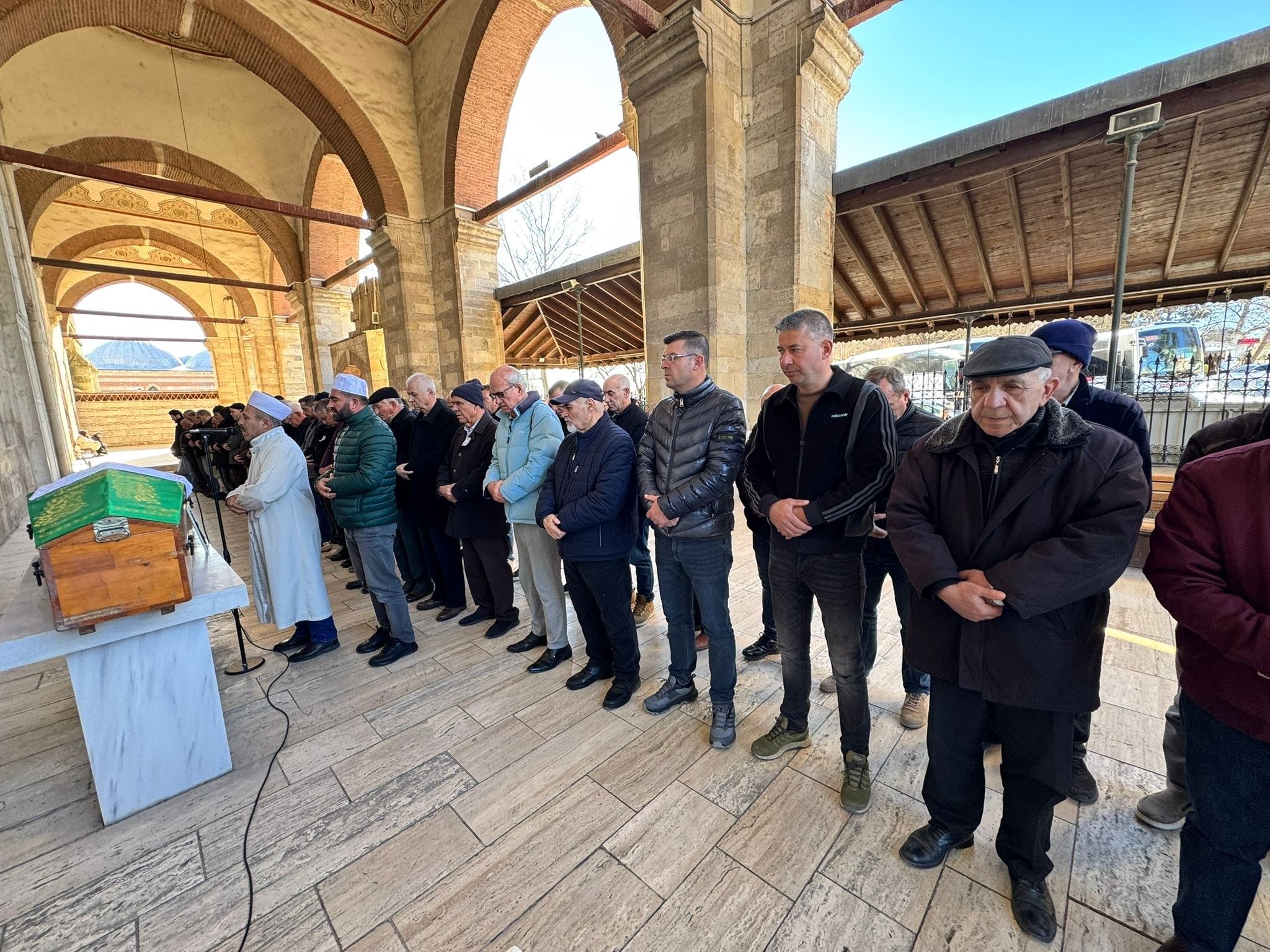 Dakikalarca Yardim Bekledi Yerde Can Cekiserek Hayatini Kaybetti (4)