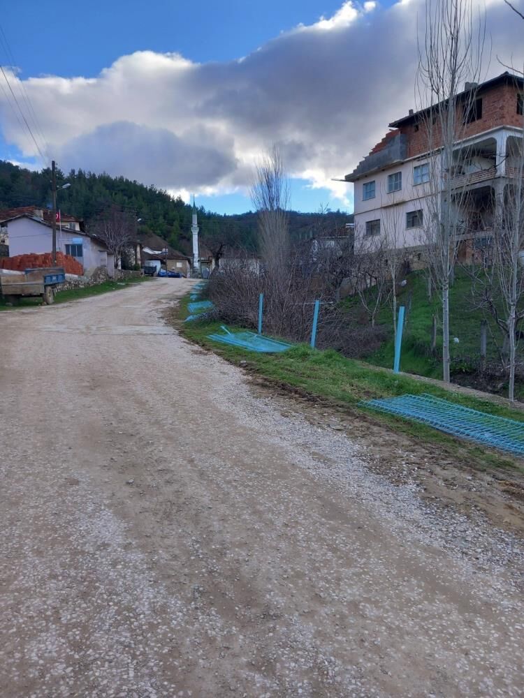 Demircide Riskli Dere Guvenli Hale Getiriliyor (2)