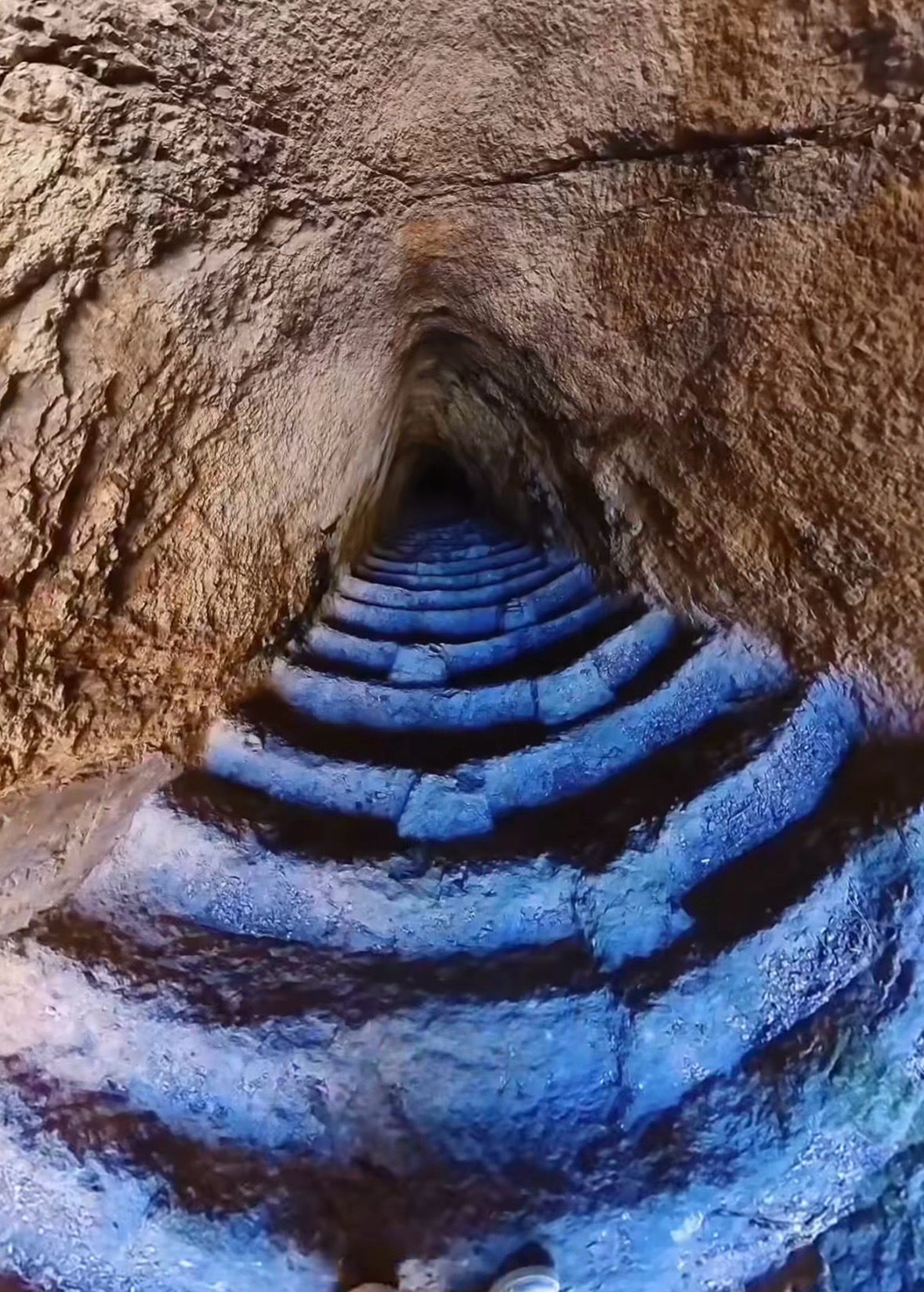 Demirkapı Kaya Anıtı Nerede