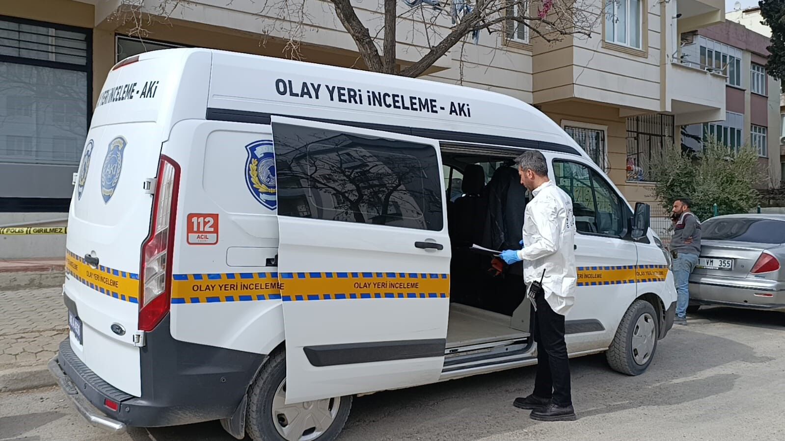 Elektrikçi Dükkanında Silah Sesleri! İçeri Girenler Korkunç Manzarayla Karşılaştı (4)