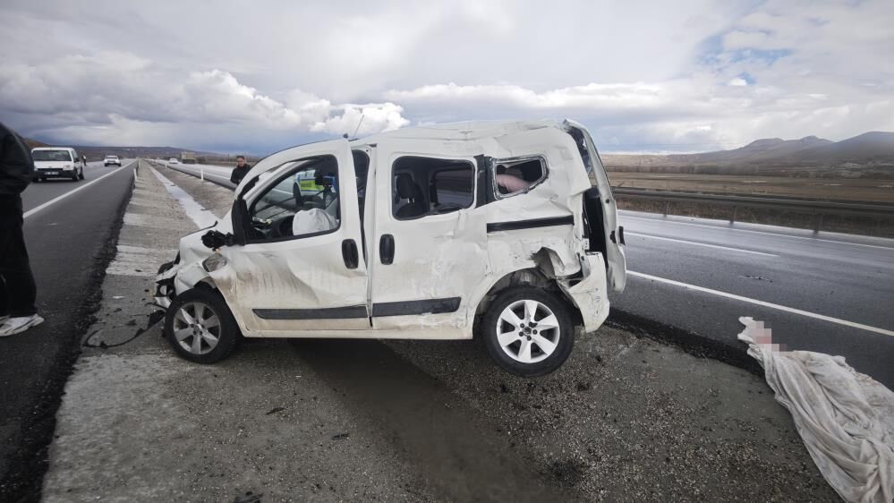 Emni̇yet Kemeri̇ Önemi̇ (4)