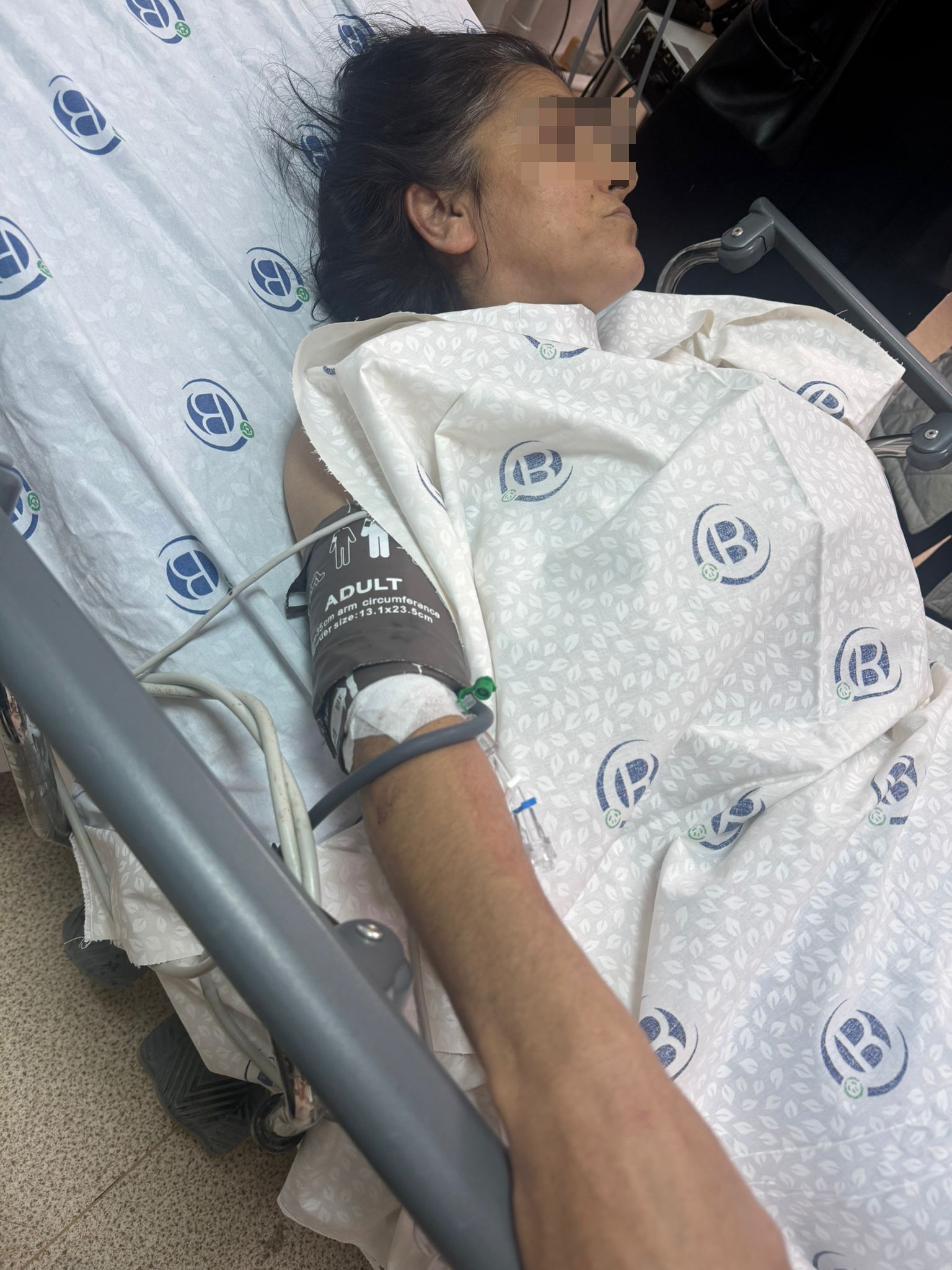 Ev Basan Maskeli 4 Kisi Dehset Sacti Kendilerini Polis Olarak Tanitan 4 Kisi Anne Ve O (5)