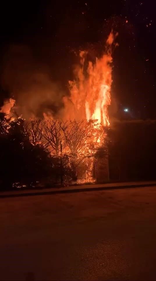Gece Yarisi Alarm Sebepsiz Yere Atese Verilen Agac Itfaiyeyi Harekete Gecirdi (1)-1