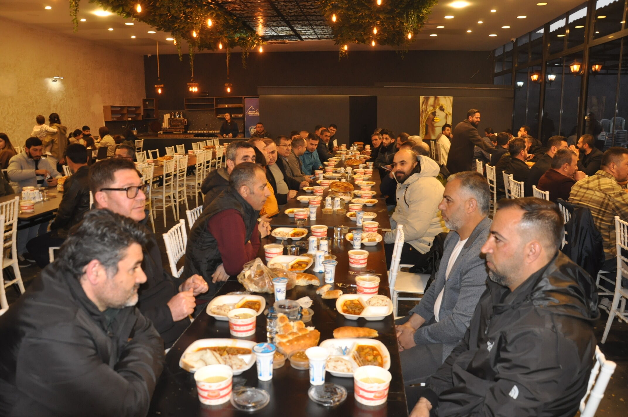 Huzur Inşaat Iftar (9)