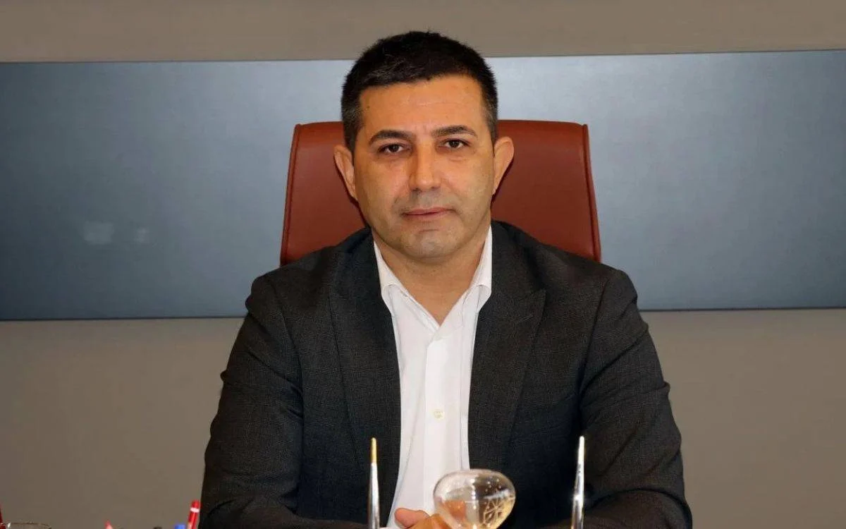 Icisleri Bakanligi Duyurdu Kusadasi Belediye Baskani Omer Gunel Rusvet Sorusturmasi Ka (1)-1