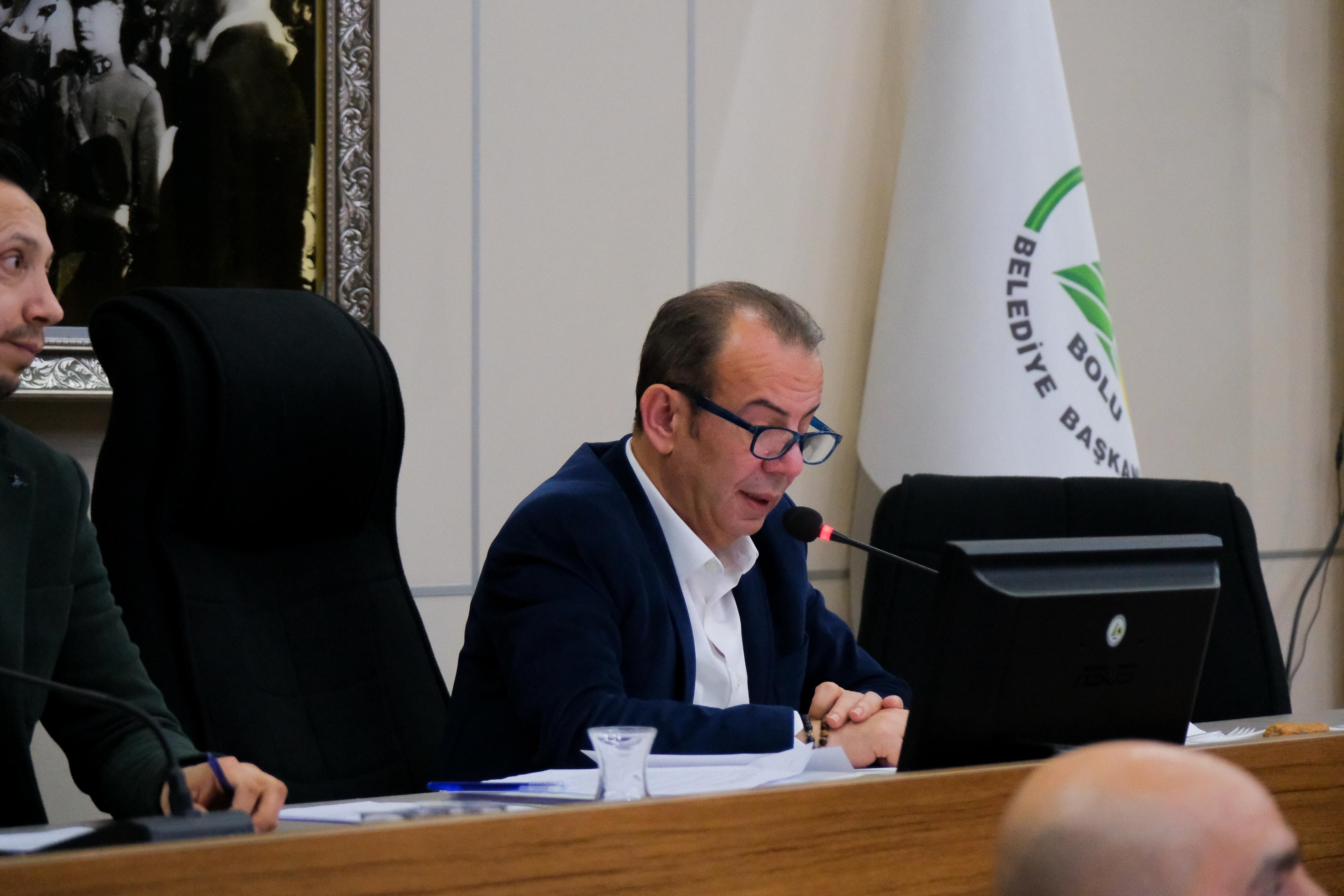 Icisleri Bakanligindan Son Dakika Karari Tutuklu Belediye Baskani Gorevden Uzaklastirildi (1)-1