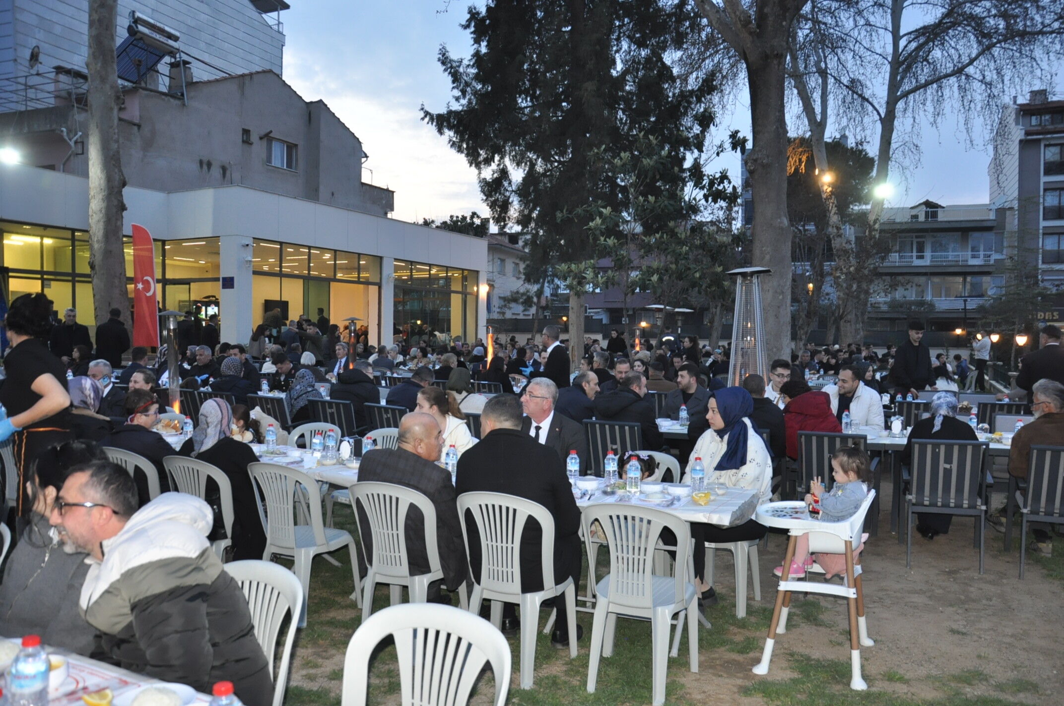 Jandarma Iftar Salihli (6)