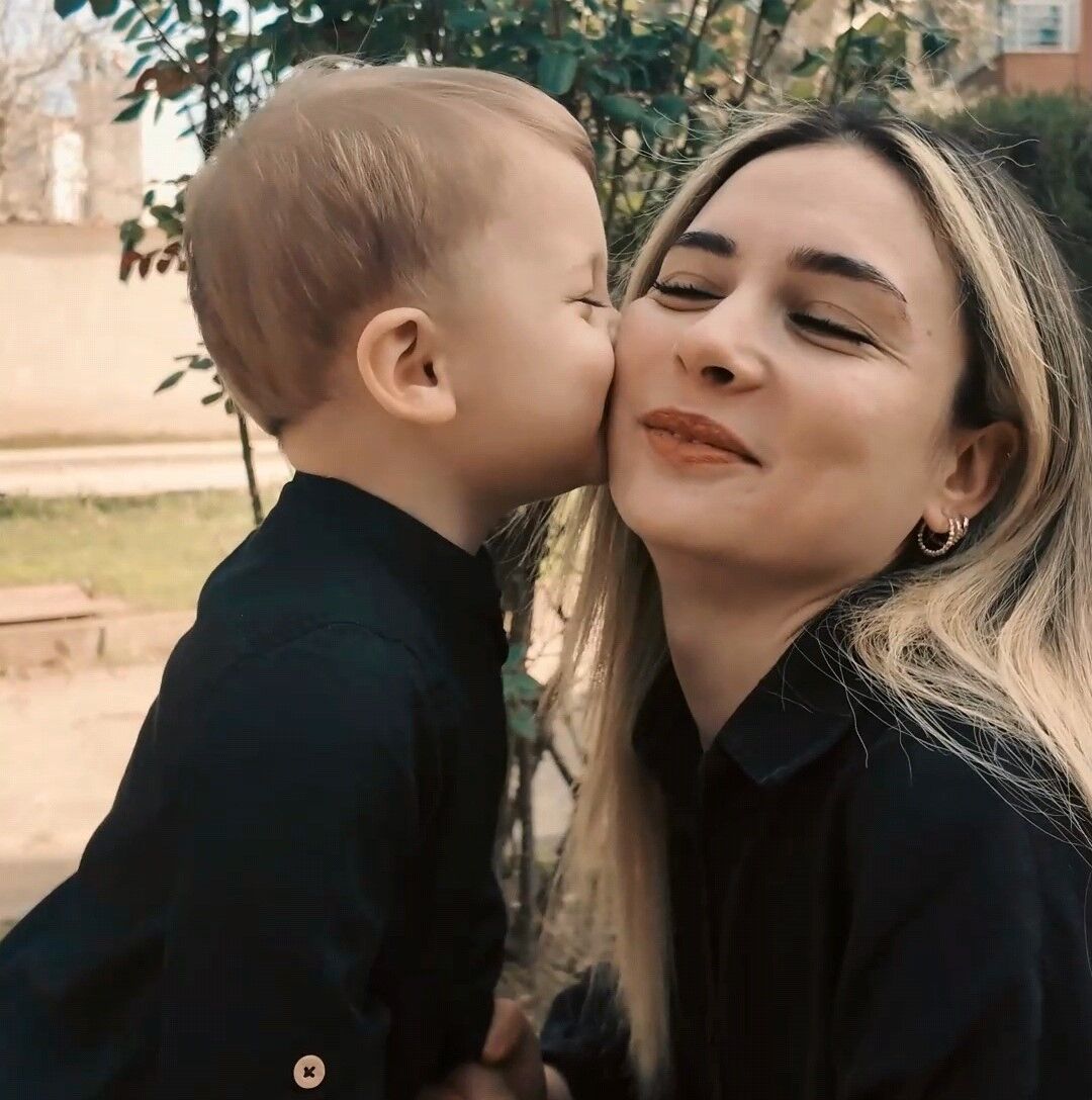 Kadinlarin Hayatin Her Alanindaki Mucadelesi Ozel Kliple Anlatildi (3)