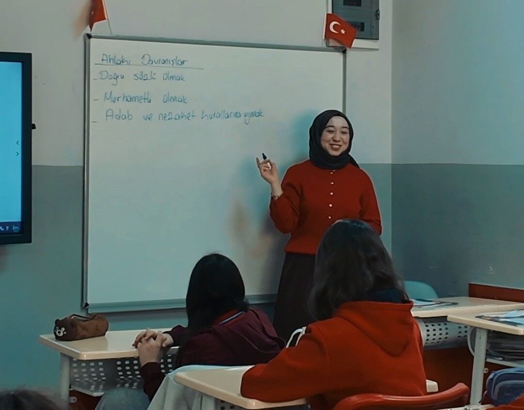 Kadinlarin Hayatin Her Alanindaki Mucadelesi Ozel Kliple Anlatildi (6)