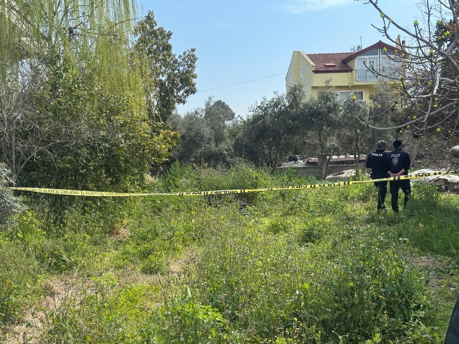 Kecileri Icin Cagirdigi Veteriner Buldu Yasli Kadin Bahcesinde Olu Bulundu (4)