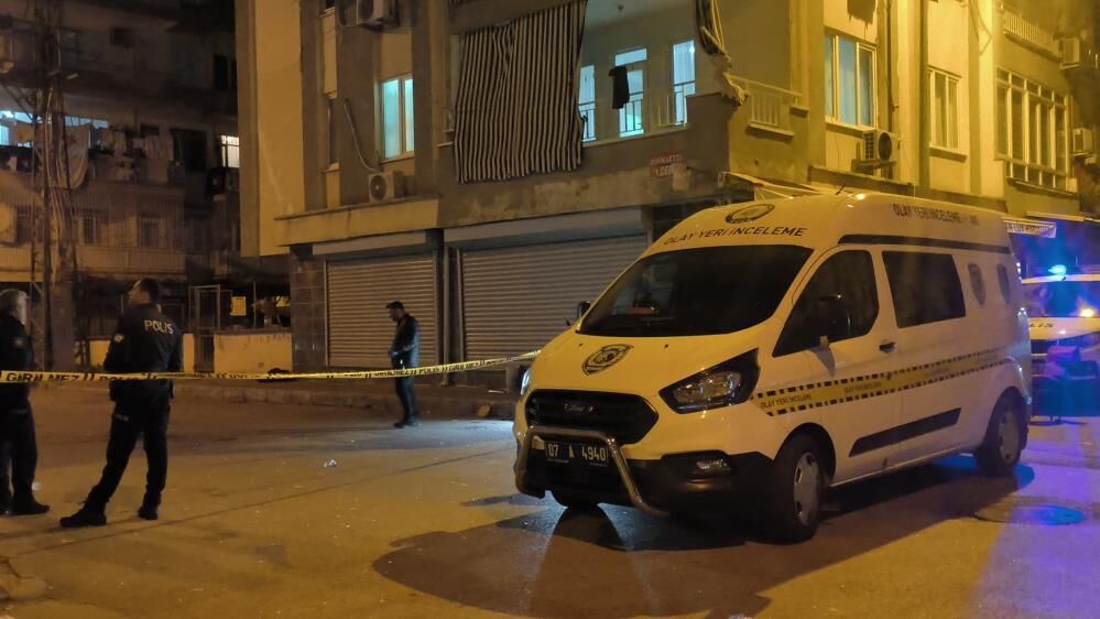 Kiz Isteme Tartismasi Kanli Bitti Pompali Tufek Ve Tabanca Ile Ates Acildi 2 Yarali (1)-1