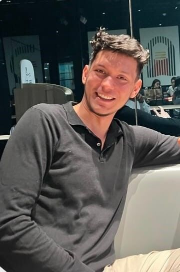 Komsu Esnaf Kavgasi Kanli Bitti 22 Yasindaki Genc Oldu Supheli Kovalamacayla Yakalandi (1)