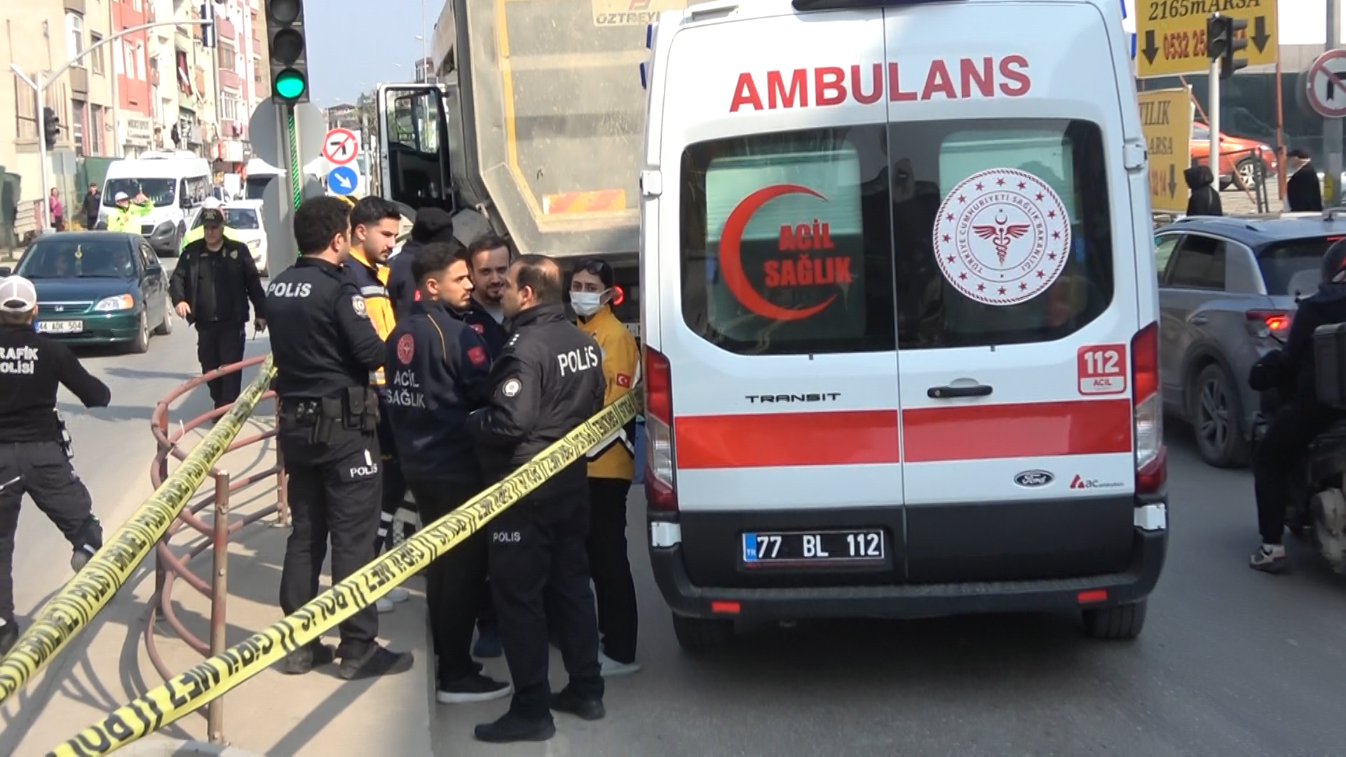 Kör Nokta Faciası! Kamyonun Altında Böyle Can Verdi (4)