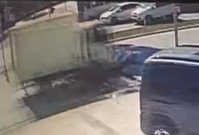 Motosikletli Surucunun Feci Olumu Guvenlik Kamerasi Anbean Kaydetti (6)