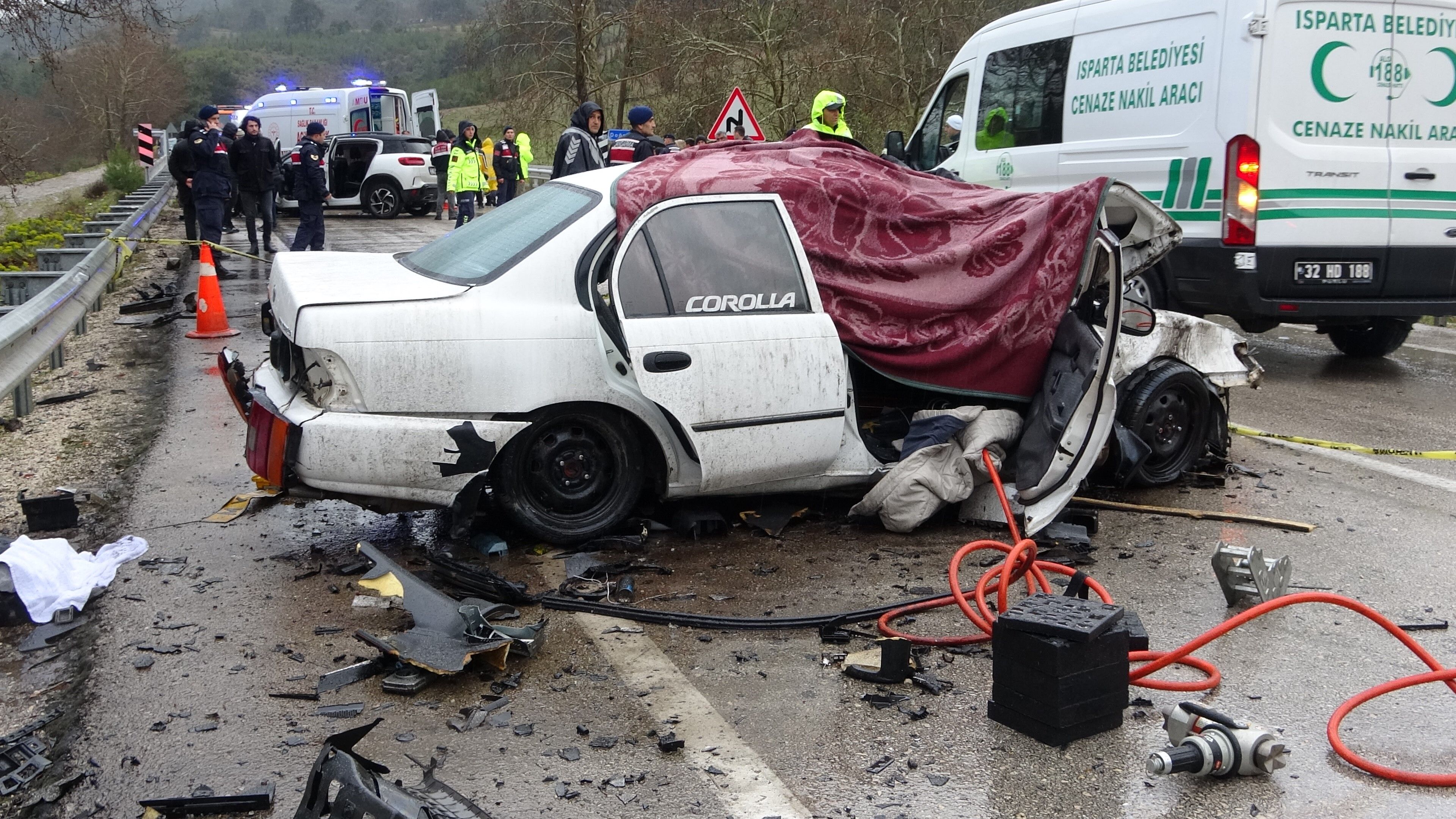 Murvetlerini Goreceklerdi Cenazelerine Gittiler 15 Aylik Nisanli Cift Kazada Can Verdi (3)