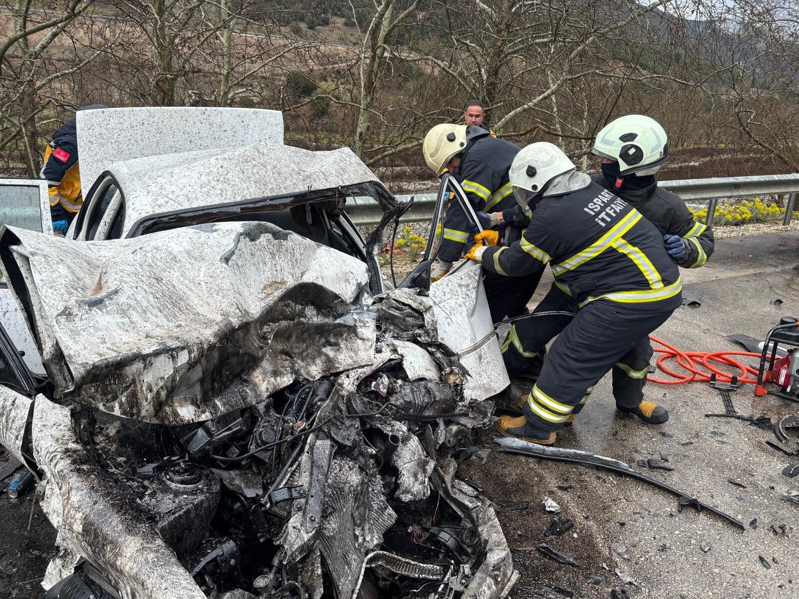 Murvetlerini Goreceklerdi Cenazelerine Gittiler 15 Aylik Nisanli Cift Kazada Can Verdi (6)