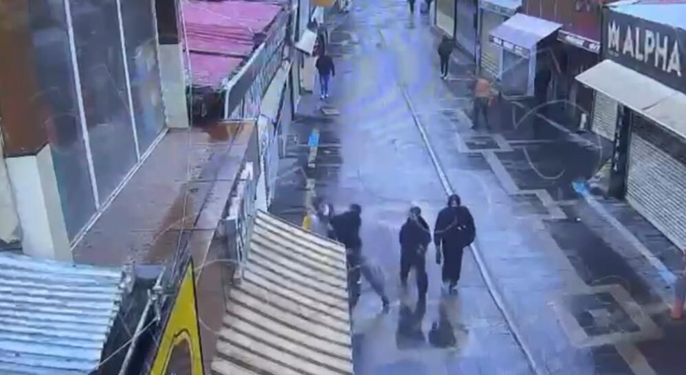 Okula Giderken Bicaklanmisti Sanik Canavarca Hisle Oldurmeye Tesebbusten 20 Yil Ceza A (1)