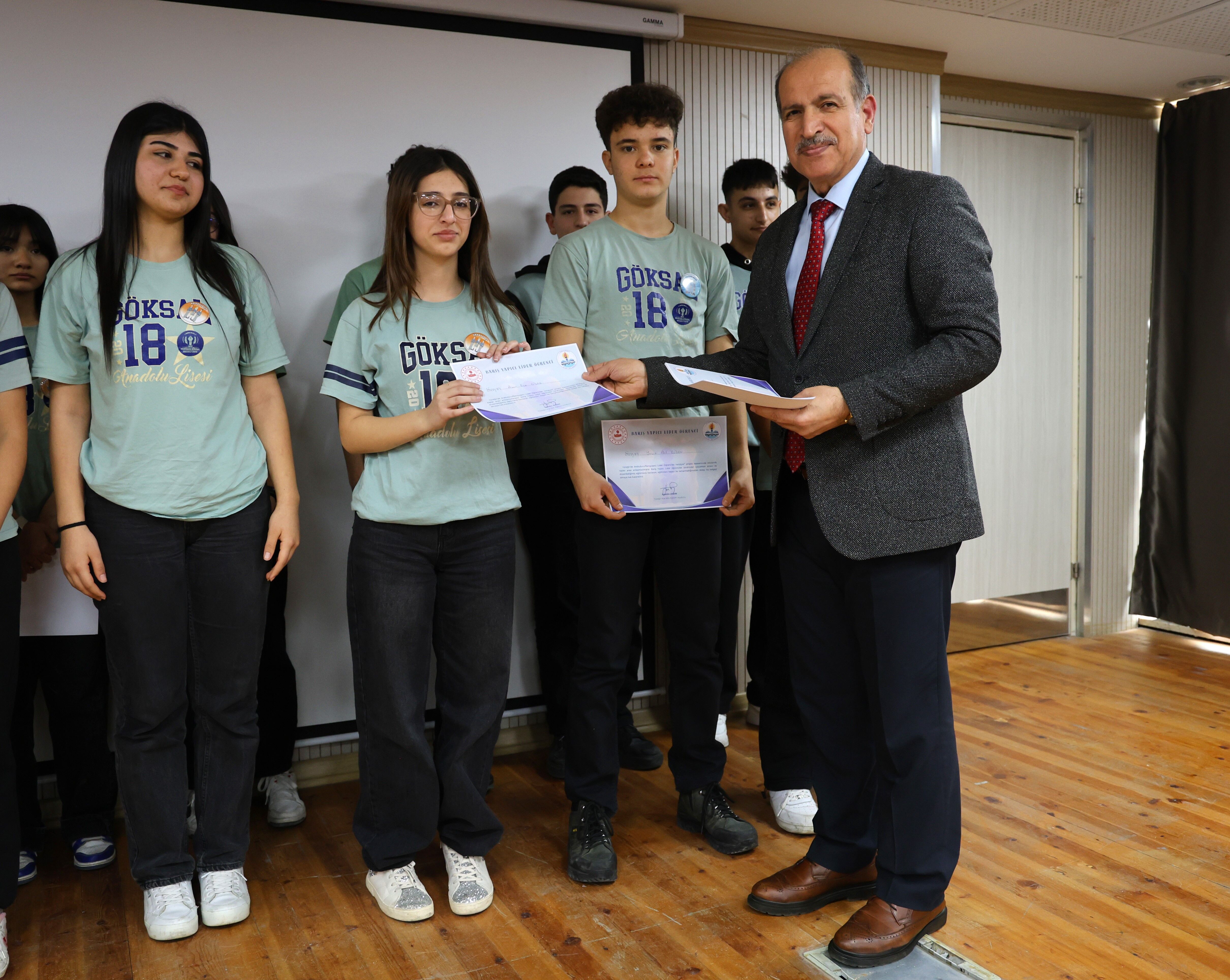 Ornek Uygulama 6 Okulda 429 Ogrenci Akran Zorbaligina Karsi Arabulucu Olarak Goreve Ba (5)