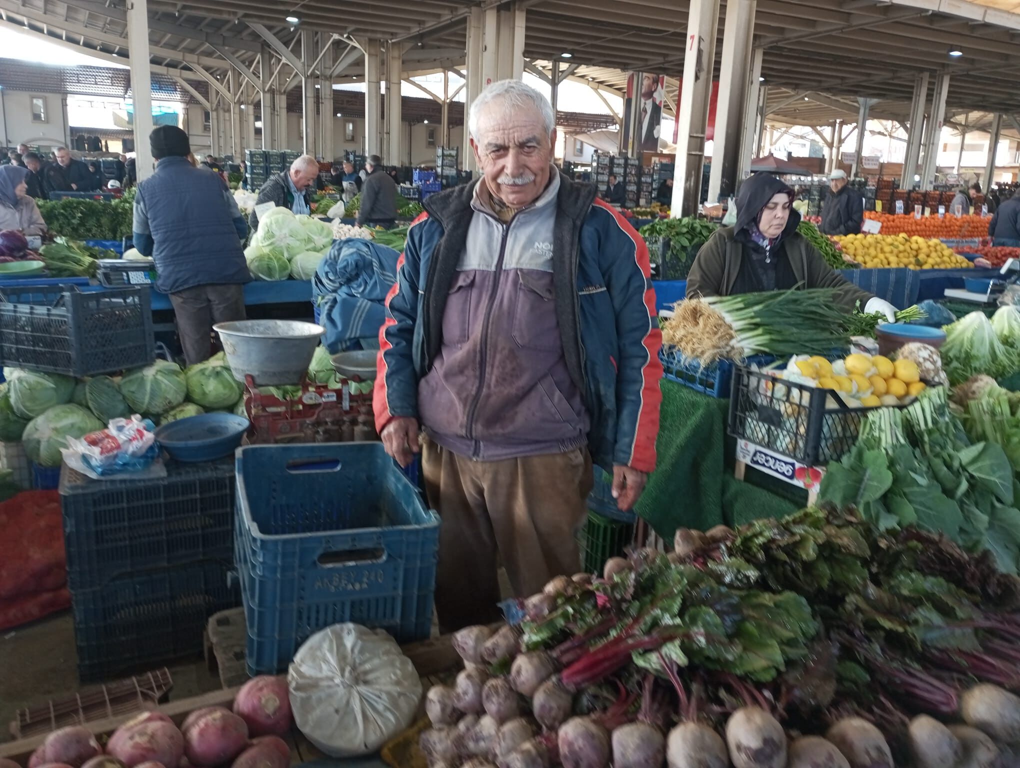 Pazar Sebze Meyve Salihli (16)