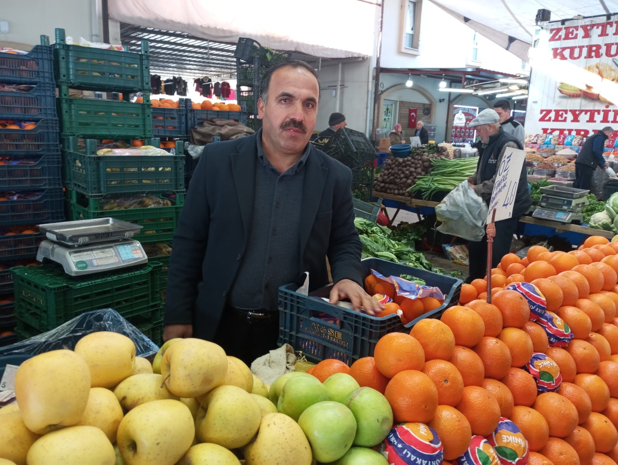 Pazar Sebze Meyve Salihli (8)