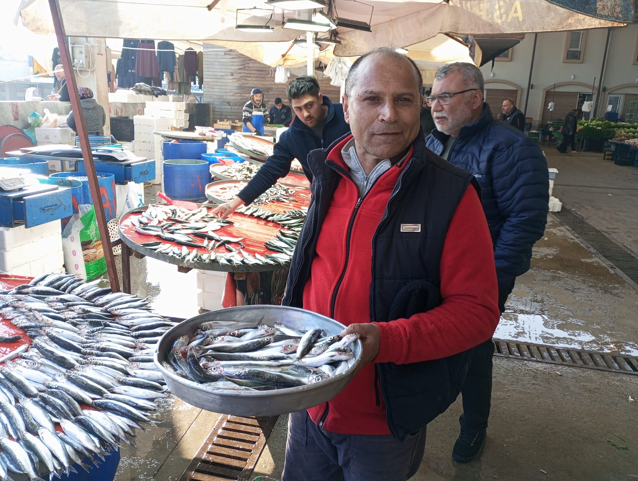 Salihli Balık Tezgahları Akaryakıt (6)