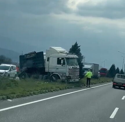 Salihli Kamyon Kaza