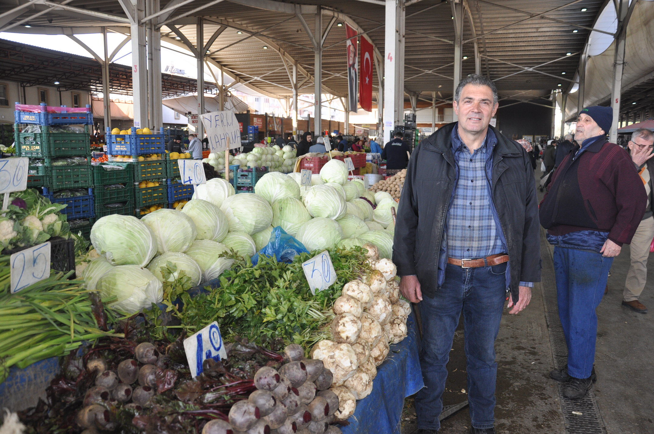 Sali̇hli̇ Pazar Çarşamba (11)