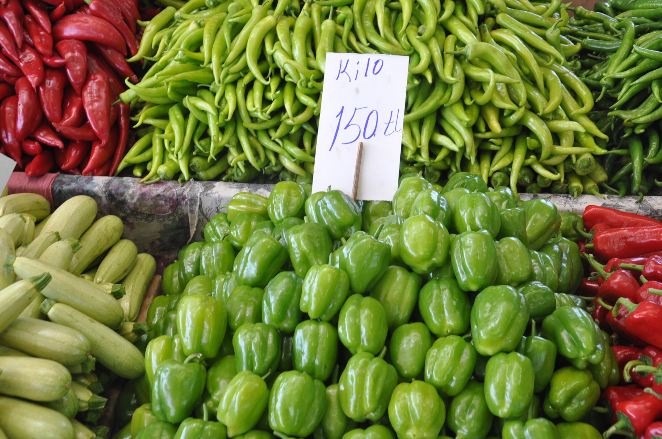 Sali̇hli̇ Pazar Çarşamba (6)