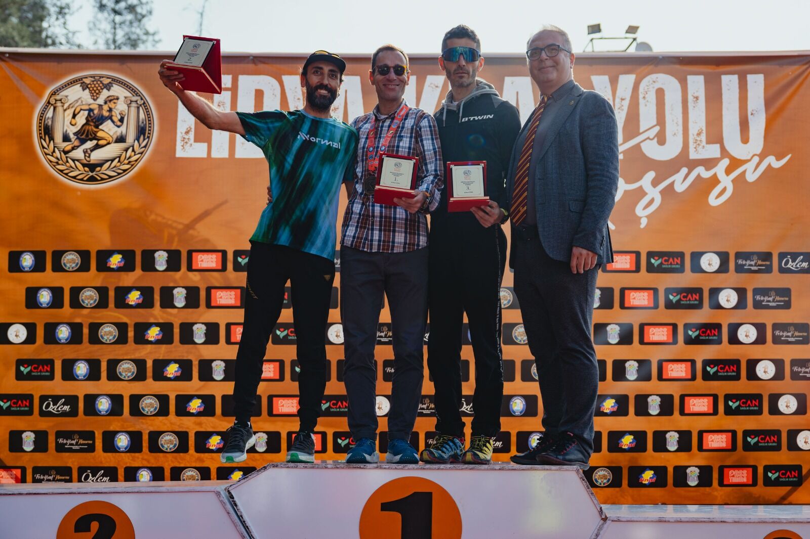 Salihli’de Spor Ve Tarih Iç Içe Lidya Kral Yolu Trail 600’Ü Aşkın Sporcuyu Ağırladı! (5)