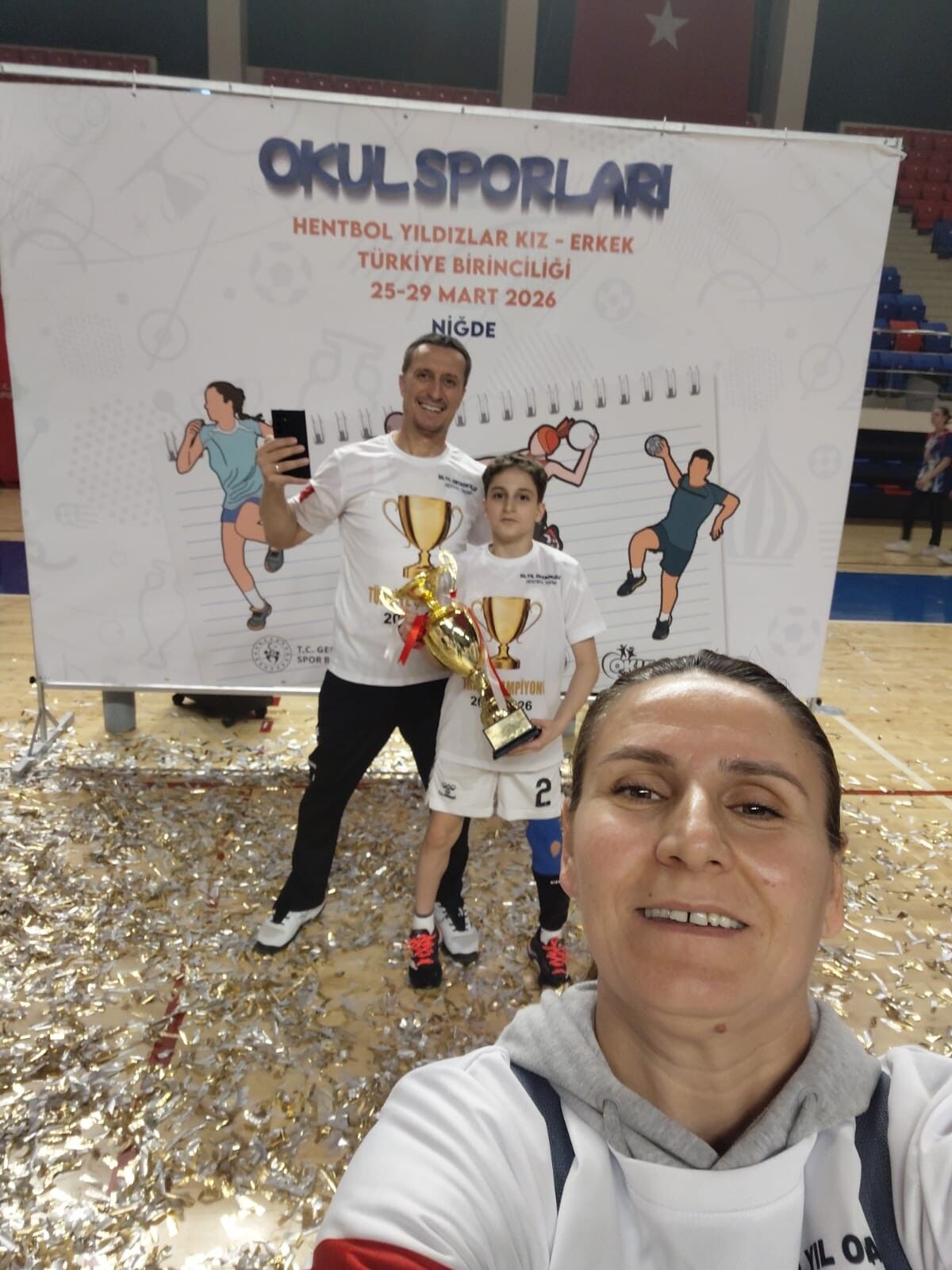 Salihliden Tarihi Basari 50 Yil Ortaokulu Namaglup Sampiyon (8)