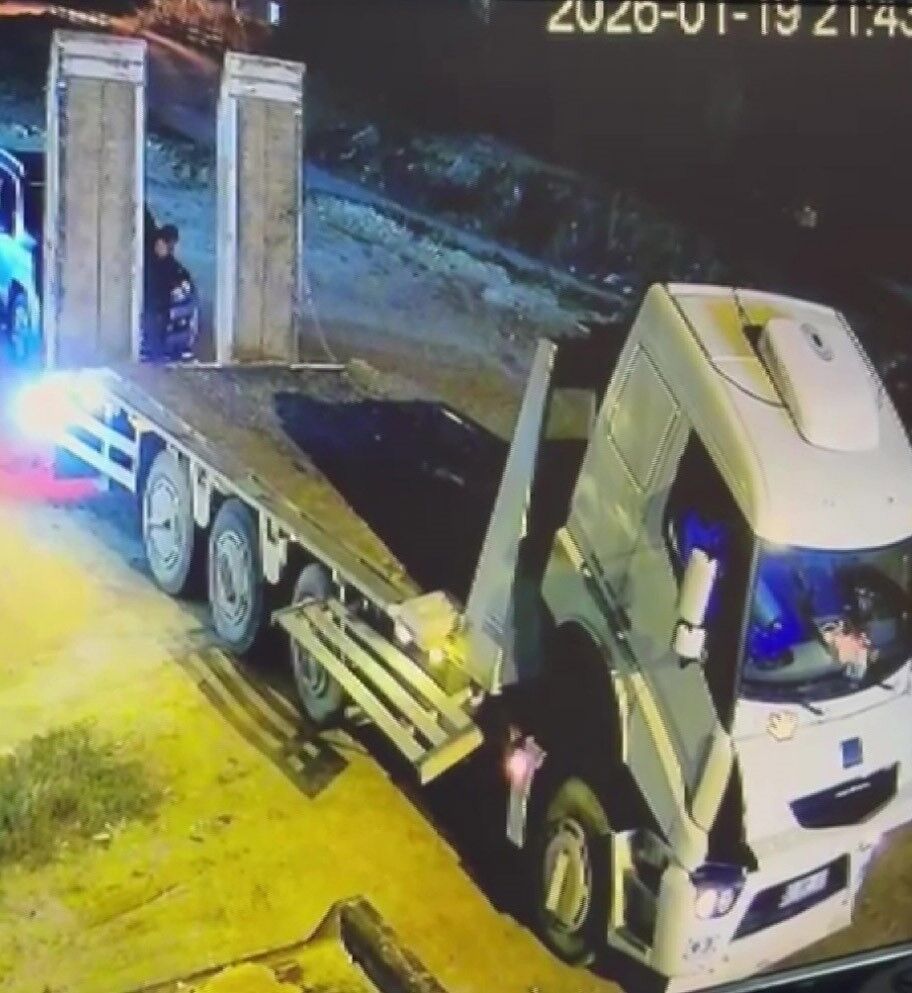 Sanayide Kornalar Yuzunden Arkadaslik Bitti Kornalar Bana Ait Iddiasi Karakola Tasti I (1)-1