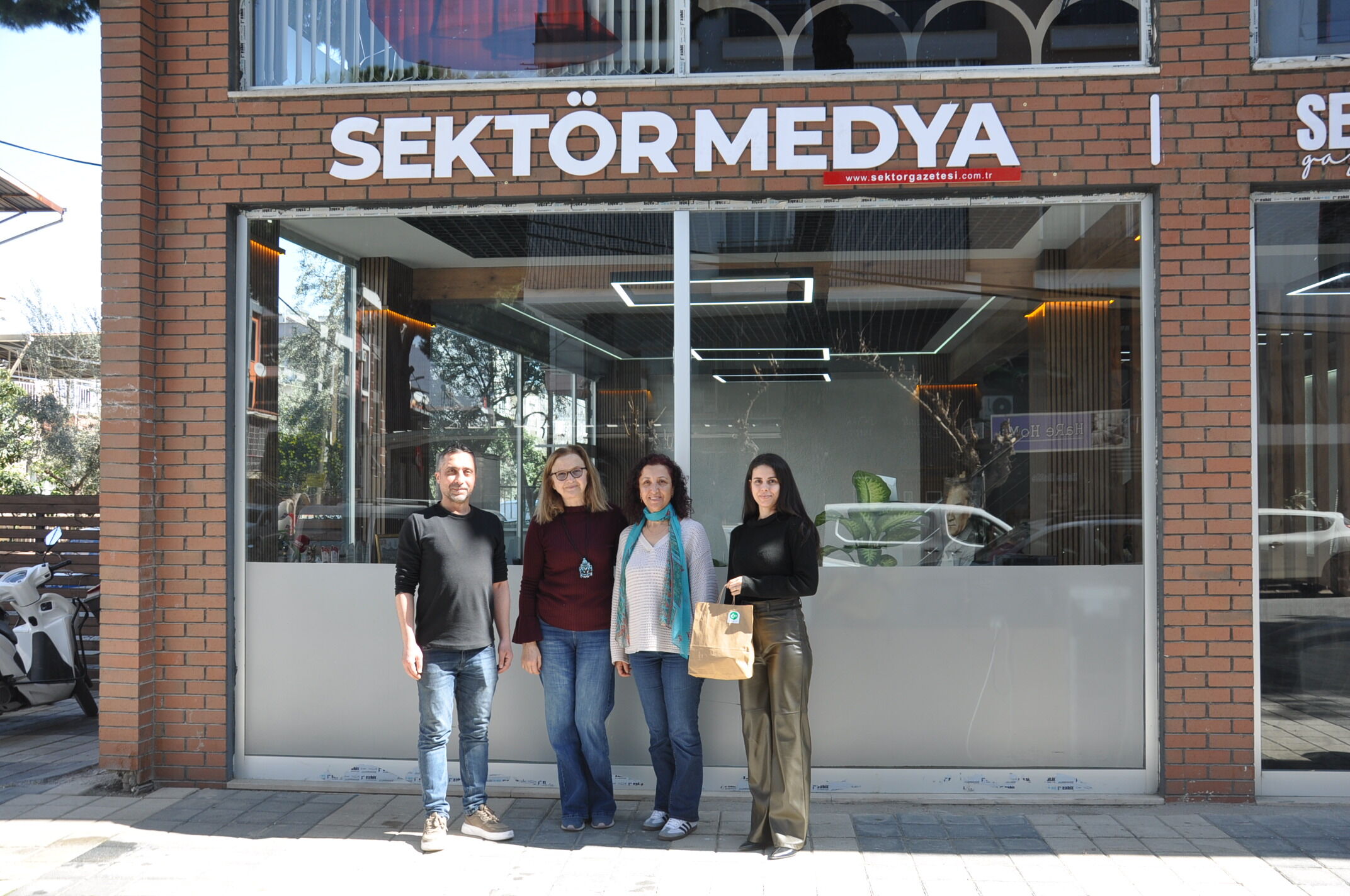 Sektör Ziyaret Kadınlar (1)